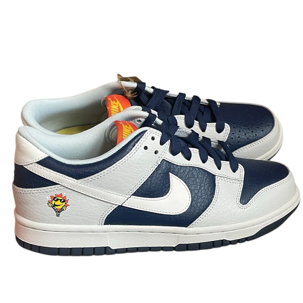 Nike Dunk Low GS 'UV Reactive' sneaker, Photon Dust/Midnight‎ Navy colorway, 7Y